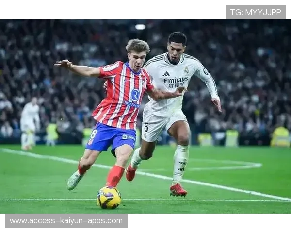 格列兹曼任意球绕过人墙入网，马德里竞技精确制导